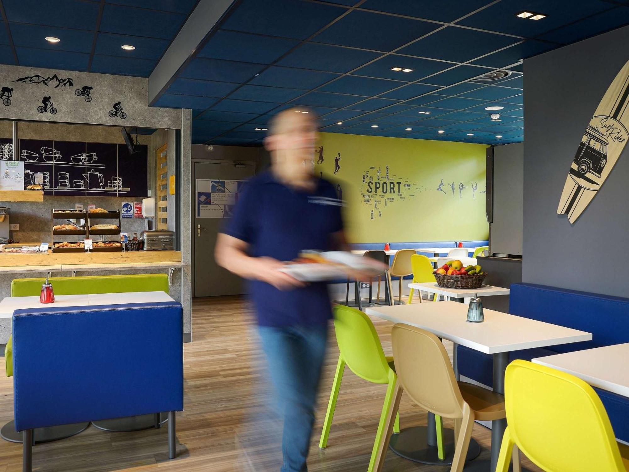 Ibis Budget Toulouse Centre Gare Exterior photo