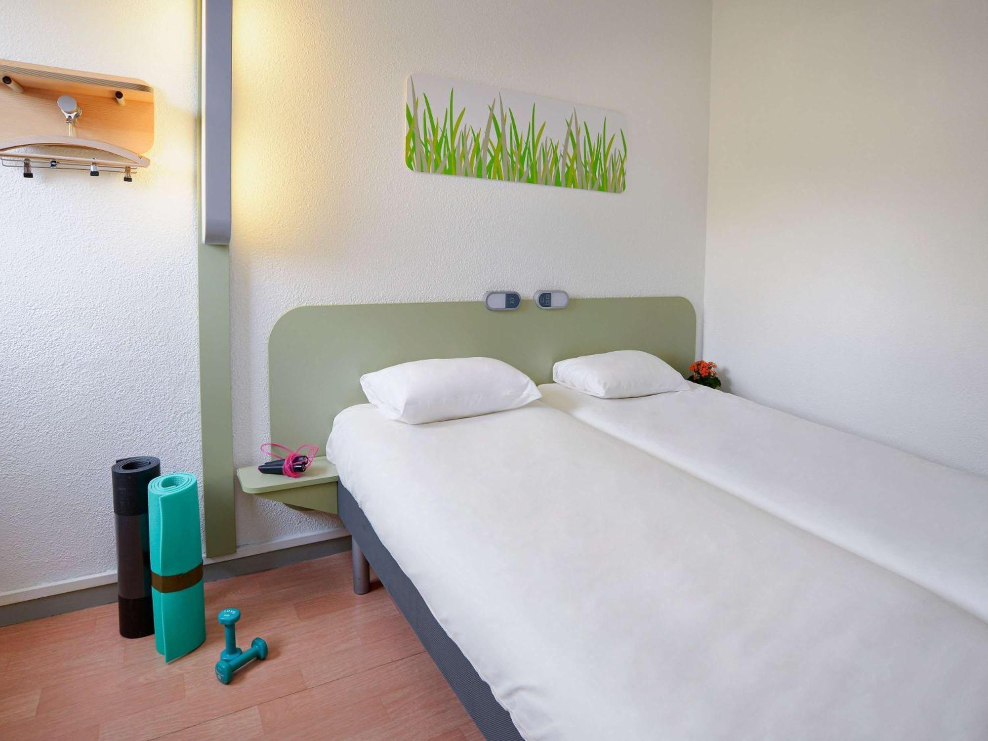 Ibis Budget Toulouse Centre Gare Exterior photo